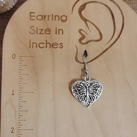 🔥LAST PAIR🔥 BUTTERFLY HEART EARRINGS - Picture 5 of 7
